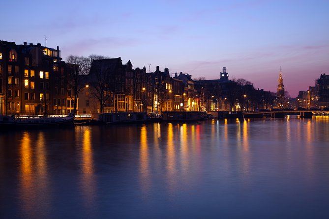 1-Hour Amsterdam Evening Canal Cruise - Audio commentary: helpful when it works, annoying when it doesn’t