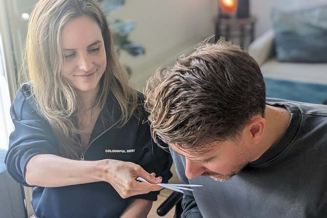 3 Hours Perfume Making Workshop in Amsterdam - The first minutes: tea, water, and a breathing reset