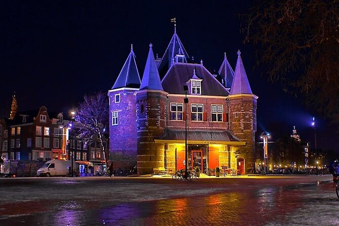 5 hrs Golden Age Amsterdam Private Walking Tour With Local Guide - De Wallen and Dam Square: Amsterdam’s contrasts, explained with rules of the road