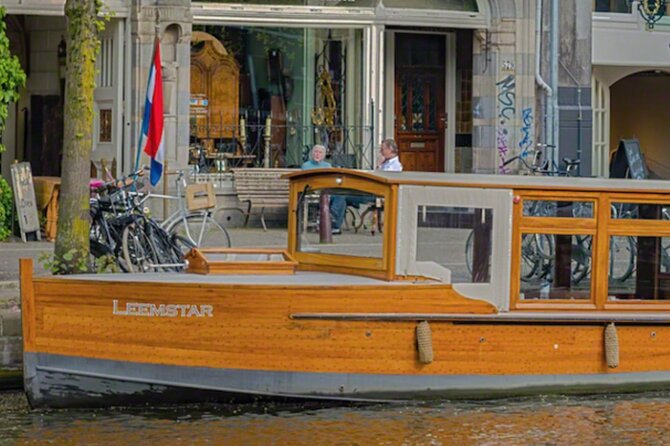 A unique experience! Semi private cruise. Authentic stylish boat! Book Leemstar! - Leemstar comfort on Amsterdam canals (wooden boat, electric quiet, small group)