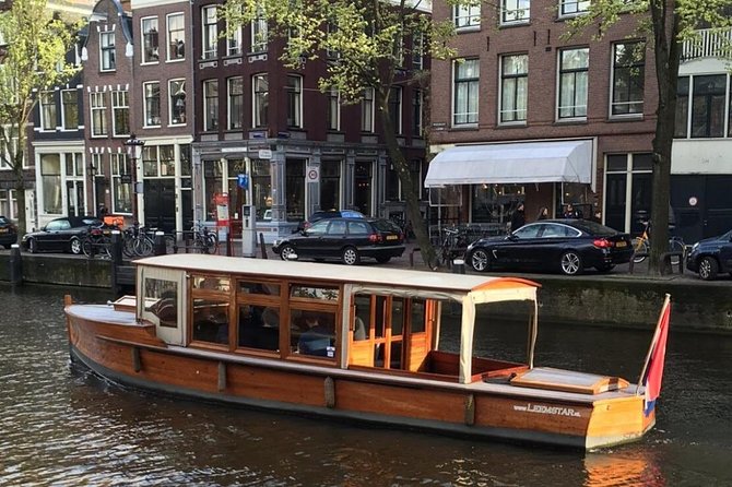 A unique experience! Semi private cruise. Authentic stylish boat! Book Leemstar! - The guide-skipper team: humor, dialogue, and real context