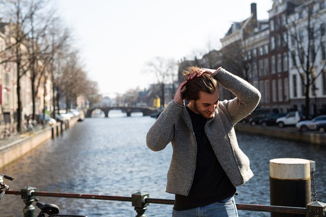 Amstagram Tour & Moco Experience - De Wallen and Zeedijk: fast photo moments at the city’s edge