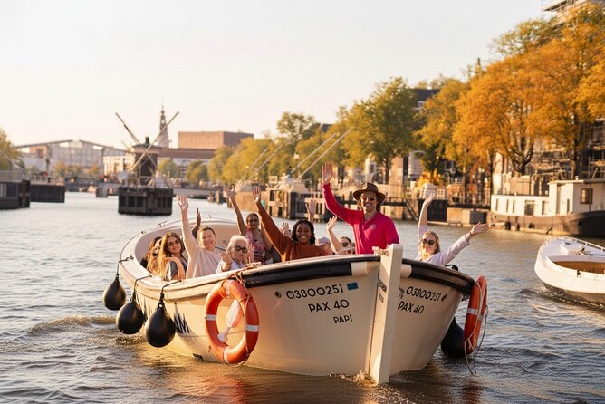 Amsterdam 1-Hour Canal Cruise With Live Guide - Where you start: boarding at Prinsengracht 261a