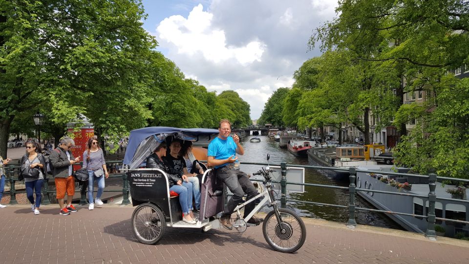 Amsterdam 1-Hour Rickshaw Tour - The route actually adjusts: how your guide tailors the ride to your wishes