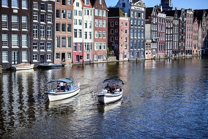 Amsterdam 2-hour Private Canal Cruise with Live Guide and Drinks - The “private” part: what changes when your boat isn’t shared