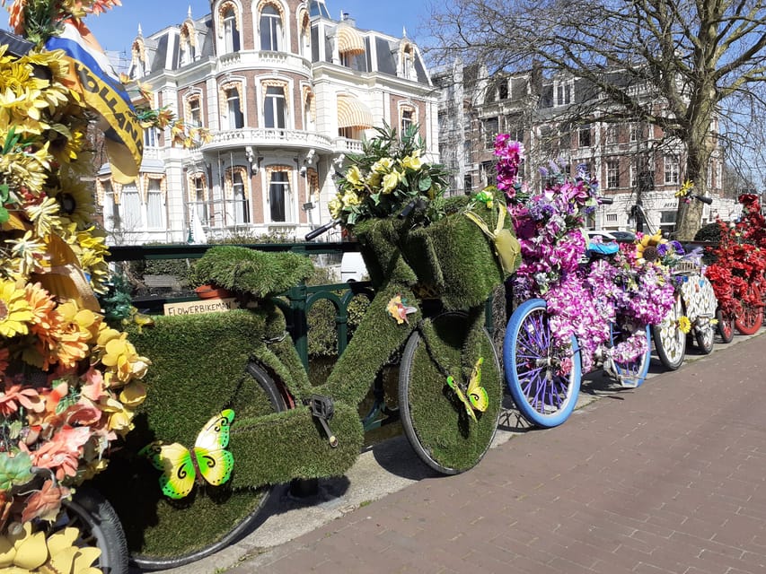Amsterdam: 3-Hour Private Bike Tour of the City Center - Jordaan by bike: markets, galleries, and local texture