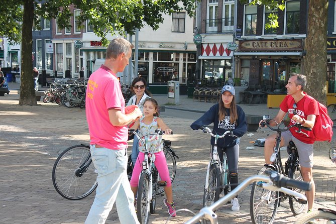 Amsterdam 3 hrs Bike Tour – live guide En/Fr/De/Nl/Sp - De Pijp and Vondelpark: Neighborhood Energy Meets Breathing Room
