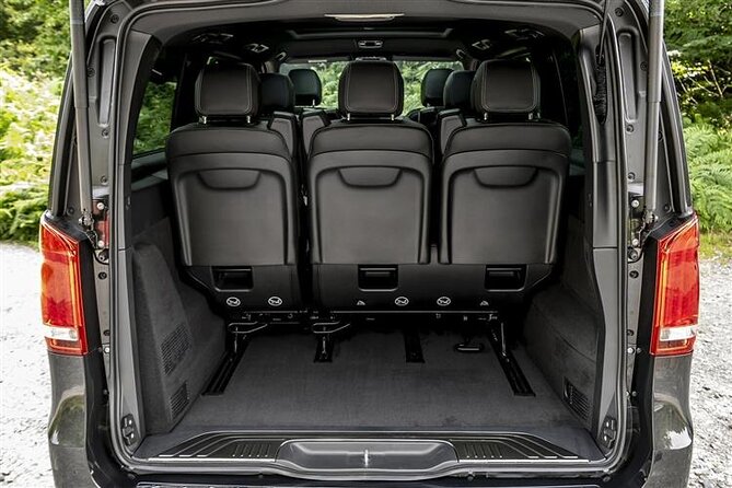 Amsterdam Airport Private Arrival Transfer by Luxury Van - Who should book this private arrival transfer