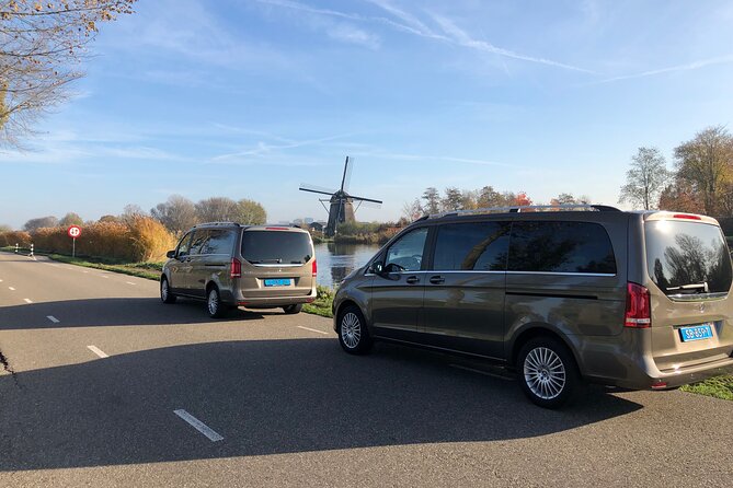 Amsterdam Airport Schiphol (AMS) Private Transfer to Amsterdam - When Flight Delays Hit: How the Waiting Window Works