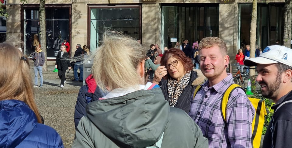 Amsterdam All In One Tour Walking Tour - Marihuana and Drug Culture Plus Everyday Life Today