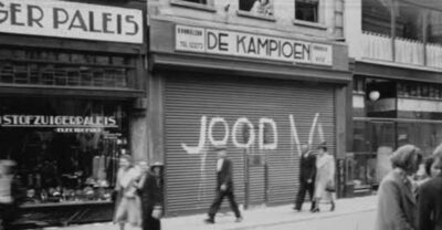 Amsterdam: Anna Frank and World War II History Walking Tour - Starting at H’ART (ex-Hermitage): where the walk gets real