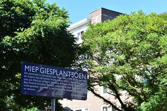 Amsterdam: Anne Frank Walking tour - Discover Her Story - Meeting Point and Timing: Start Smooth, Not Stressful