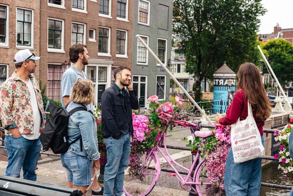 Amsterdam: Anne Frank Walking Tour - Guided in EN/DE/IT/ES - Sint Antoniesluis: A Place in the Story of Trade, Movement, and Change