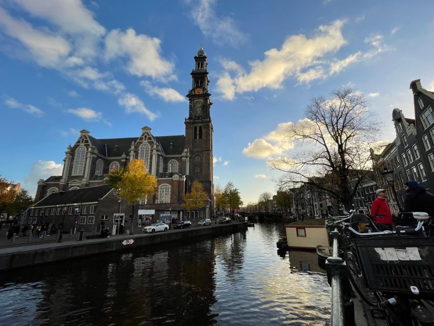Amsterdam: Anne Frank's Last Walk & Visit the House in VR - The included drink break near the Anne Frank House
