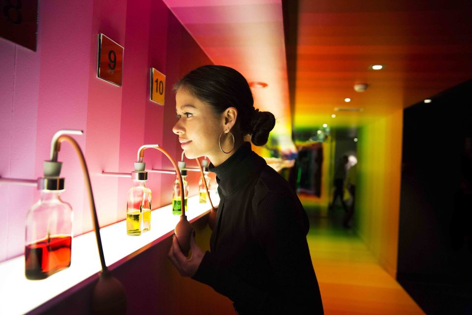 Amsterdam: Bols Cocktail Experience and Cocktail Workshop - Duration and flow: 1.5 to 2 hours that actually stays fun