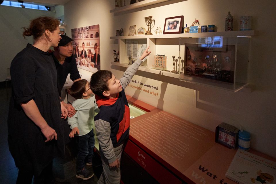 Amsterdam: Canal Cruise and Jewish Cultural Quarter Tickets - Key things to know before you go