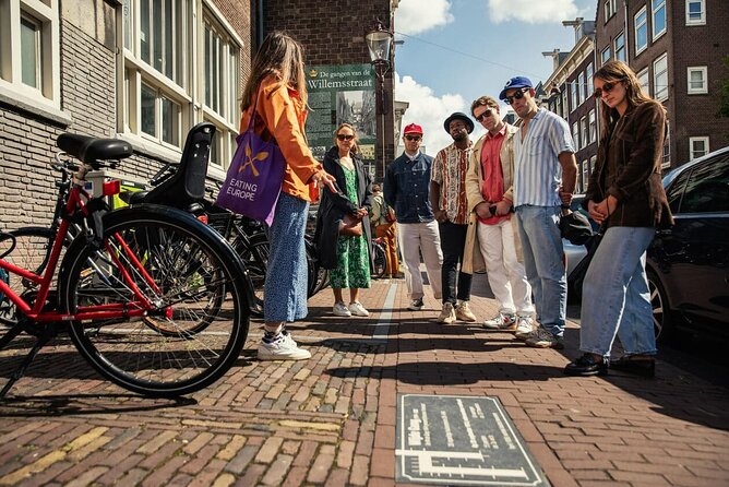 Amsterdam Canal Cruise and local Food Tour - Hidden Backstreets and Neighborhood Time: How You See More of Amsterdam