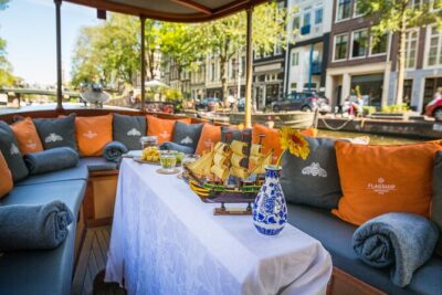 Amsterdam Canal Cruise in Classic Salon Boat With Drinks and Cheese - What You’ll Experience During the Cruise Stop (And Why the Commentary Matters)