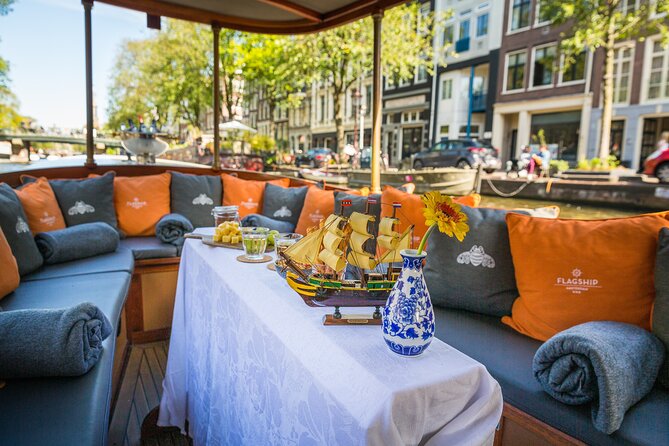 Amsterdam Canal Cruise in Classic Salon Boat With Drinks and Cheese - What You’ll Experience During the Cruise Stop (And Why the Commentary Matters)