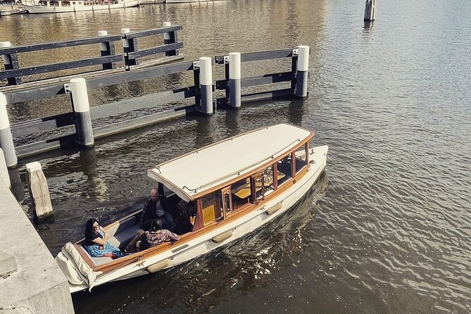 Amsterdam Champagne Private Canal Cruise - Champagne on Amsterdam Canals: How the Treat Fits the Ride