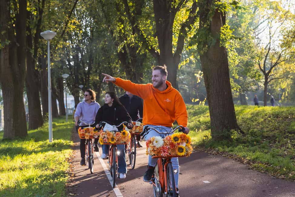 Amsterdam: Cheese, Windmill & Countryside Bike Tour - The guide experience: what makes the ride smoother