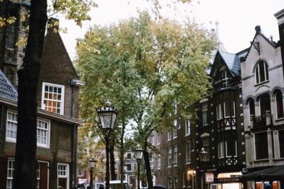 Amsterdam City Center & History - Exclusive Guided Walking Tour - Getting there and finishing strong at Papeneiland