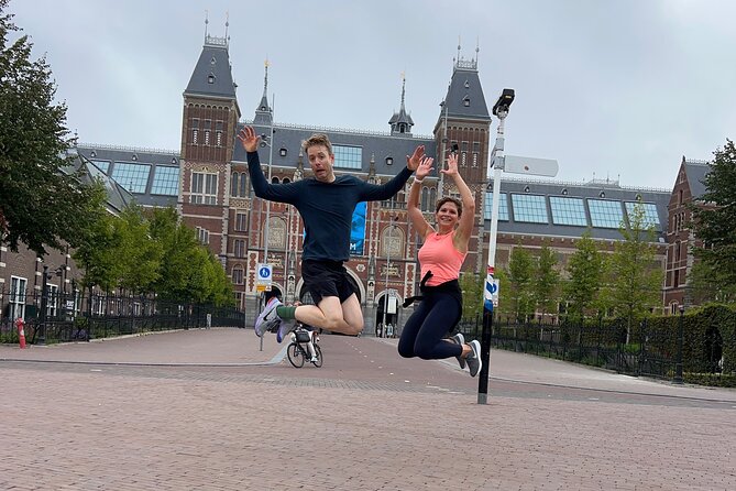 Amsterdam city center run tour - H’ART Museum and the Gay Monument: art with a point