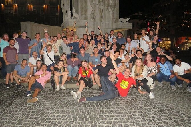 Amsterdam: City Centre Bar Crawl and Nightlife Experience - Group energy: hosts, games, and why other people make the night