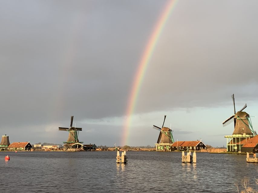 Amsterdam: Countryside Bike Tour and Zaanse Schans Windmills - Zaanse Schans time: windmill entry plus clogs and cheese