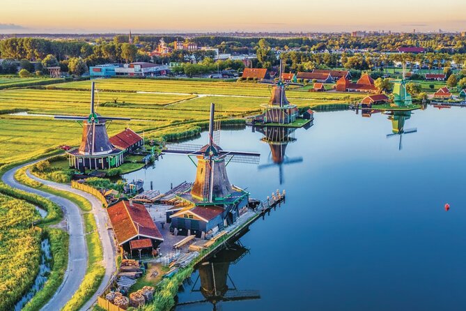 Amsterdam: Day Trip to Keukenhof & Zaanse Schans Windmills - Keukenhof in Spring: Millions of Flowers, and a Realistic Peak-Season Check