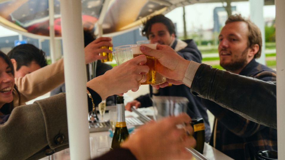 Amsterdam: Dutch Beer Bike Blast Tour with Onboard Bar - Who This Tour Suits Best (And Who Should Skip It)