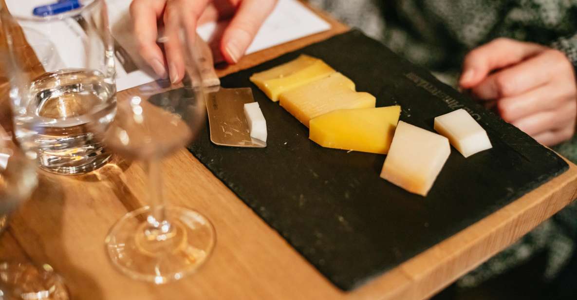 Amsterdam: Dutch Cheese Tasting Experience with Wine - Old Amsterdam cheese tasting: a smart, tasty intro to Dutch Gouda