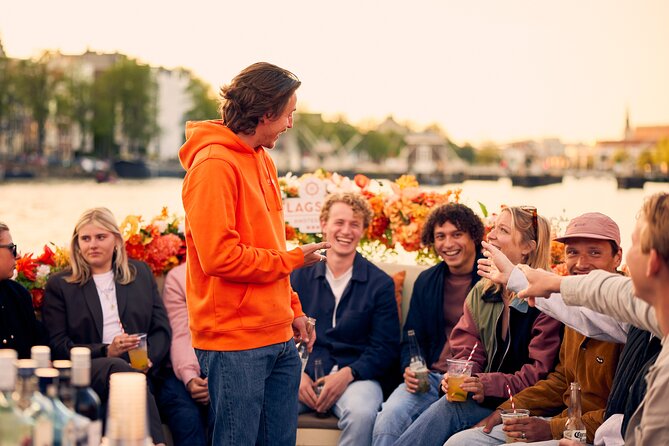 Amsterdam: Exclusive Tulip Tour Canal Cruise - Oosterdok and the harbor-to-canal mood shift