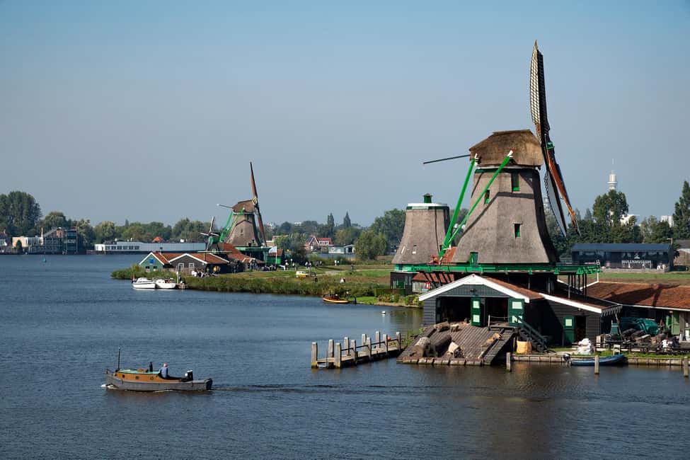 Amsterdam: Explore Zaanse Schans: Half-Day Luxury Coach Trip - Amsterdam to Zaanse Schans: ferry, check-in, and how the day flows