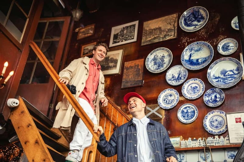 Amsterdam: Food and Canal Tour - Cheese at a family-owned deli: the flavor lesson that sticks