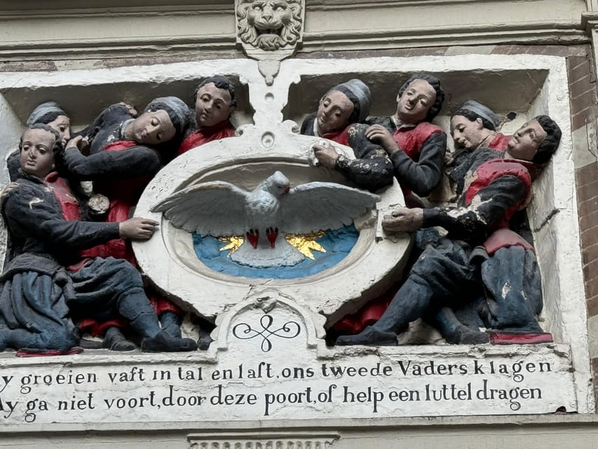 Amsterdam: Ghost Walking Tour and Dark History - Oudezijds Achterburgwal and Bloedstraat: Canals and Crime