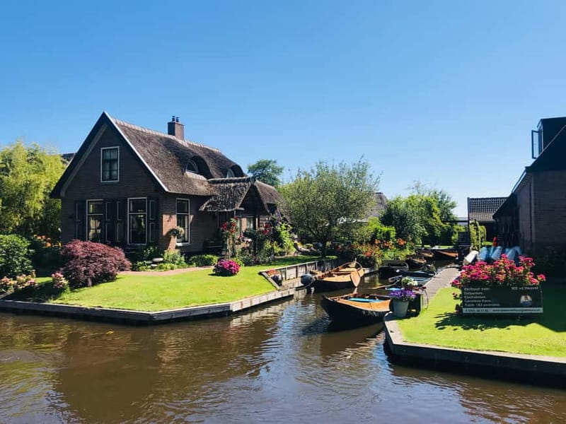 Amsterdam: Giethoorn, Afsluitdijk and Zaanse Schans Day Trip - Afsluitdijk: A Dam and Causeway Worth More Than a Quick Snapshot