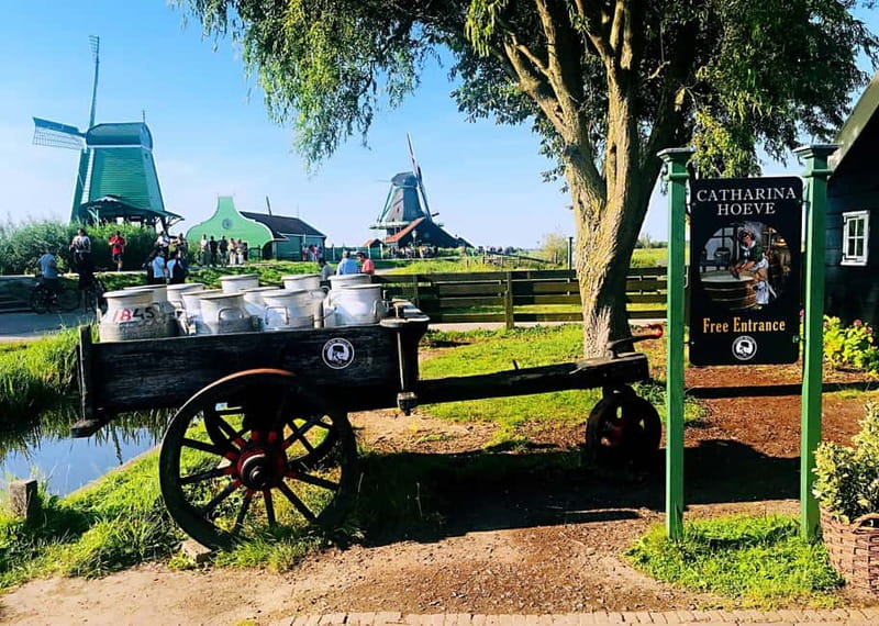 Amsterdam: Giethoorn, Afsluitdijk and Zaanse Schans Day Trip - Should You Book This Day Trip?