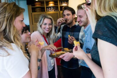 Amsterdam : Guided Cultural Food Tour - National Monument and Dam Square: getting Amsterdam’s timeline fast