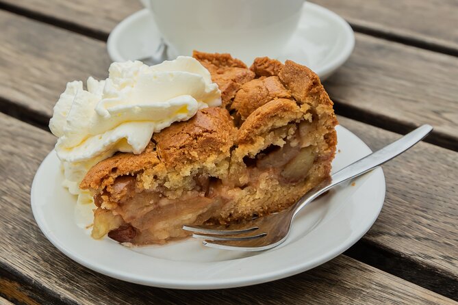 Amsterdam : Guided Cultural Food Tour - The Jordaan and 9 Little Streets: where the city feels personal