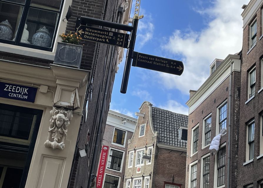 Amsterdam: Guided Off-The-Beaten-Track Walking Tour - Haarlemmer Buurt and the Western Islands: older shipyard vibes, real life energy
