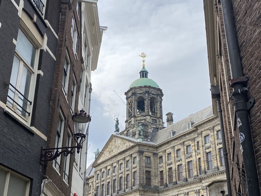 Amsterdam: Guided Off-The-Beaten-Track Walking Tour - Brouwersgracht and Prinsengracht: from converted warehouses to the outer canal edge