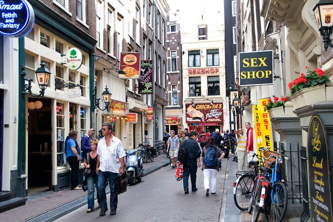 Amsterdam Highlights and History Walking Tour (MUST DO) - Dam Square: Amsterdam’s Political Center in Plain Sight