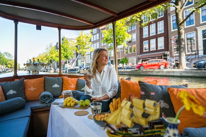 Amsterdam Historic Tour On Classic Saloon Boat - Grachtengordel and the UNESCO Canal Ring: More Than Pretty Water