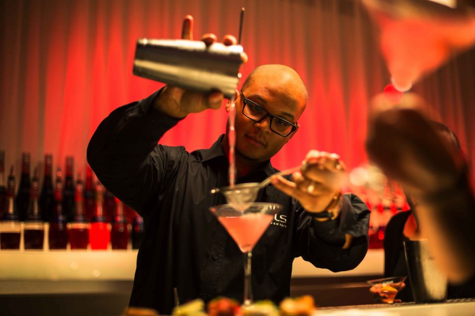 Amsterdam: House of Bols Entry Ticket and Nightlife Ticket - Club Entry Rules: 18+ and Dress Appropriately