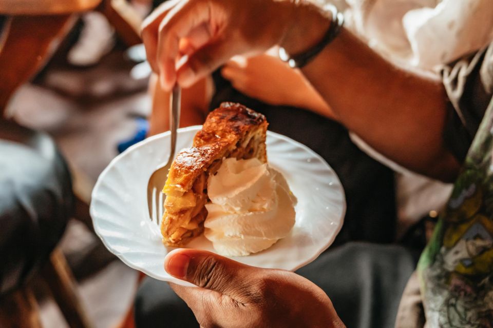 Amsterdam: Jordaan District Local Food Walking Tour - Jordaan is the perfect neighborhood for a food tour