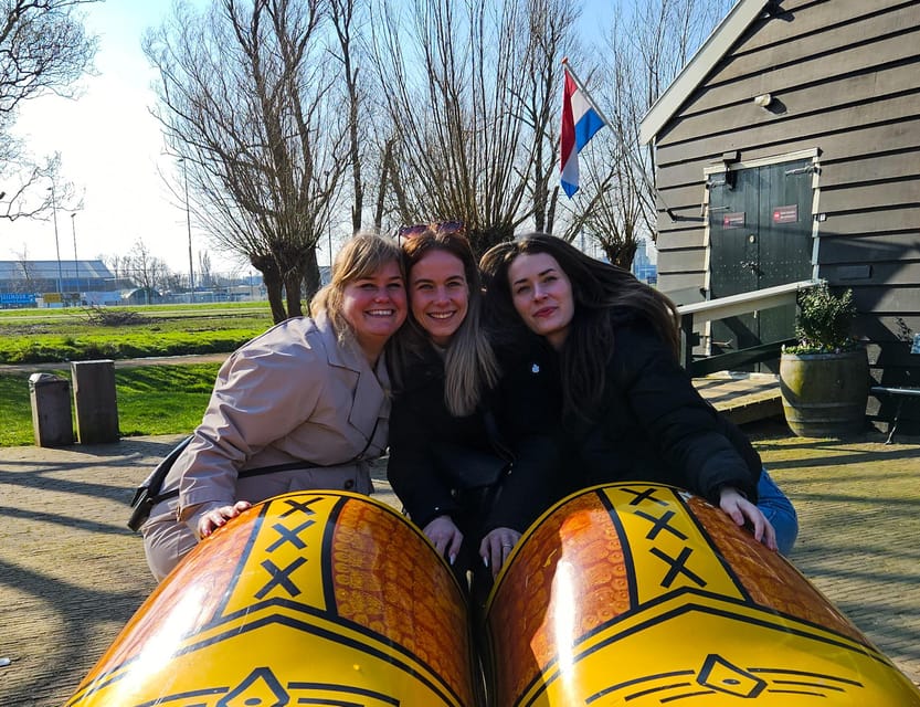 Amsterdam: Keukenhof and Zaanse Schans Live Guided Day Tour - Zaanse Schans: Clogs and Cheese in a Windmill Village