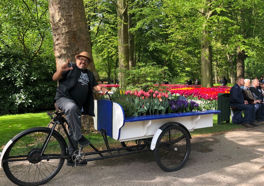 Amsterdam: Keukenhof Tulip Garden and Giethoorn Experience - Keukenhof Tulip Garden: the photo time you’ll actually use