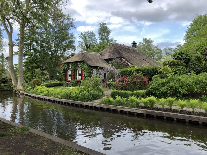 Amsterdam: Keukenhof Tulip Garden and Giethoorn Experience - The schedule: how long you spend where, and how to use it