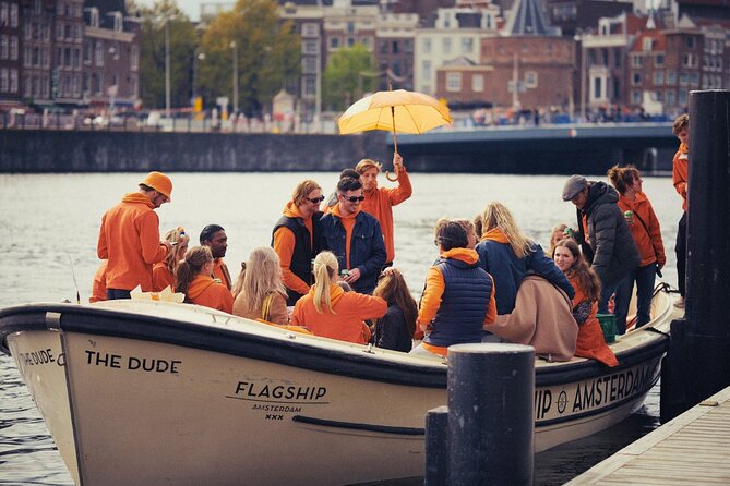 Amsterdam King’s Day Boat Party with Unlimited Drinks 2026 - The 1.5-hour canal cruise: what the time feels like